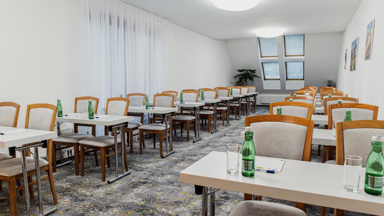 霍拉尔酒店 Rožnov pod Radhoštěm 外观 照片